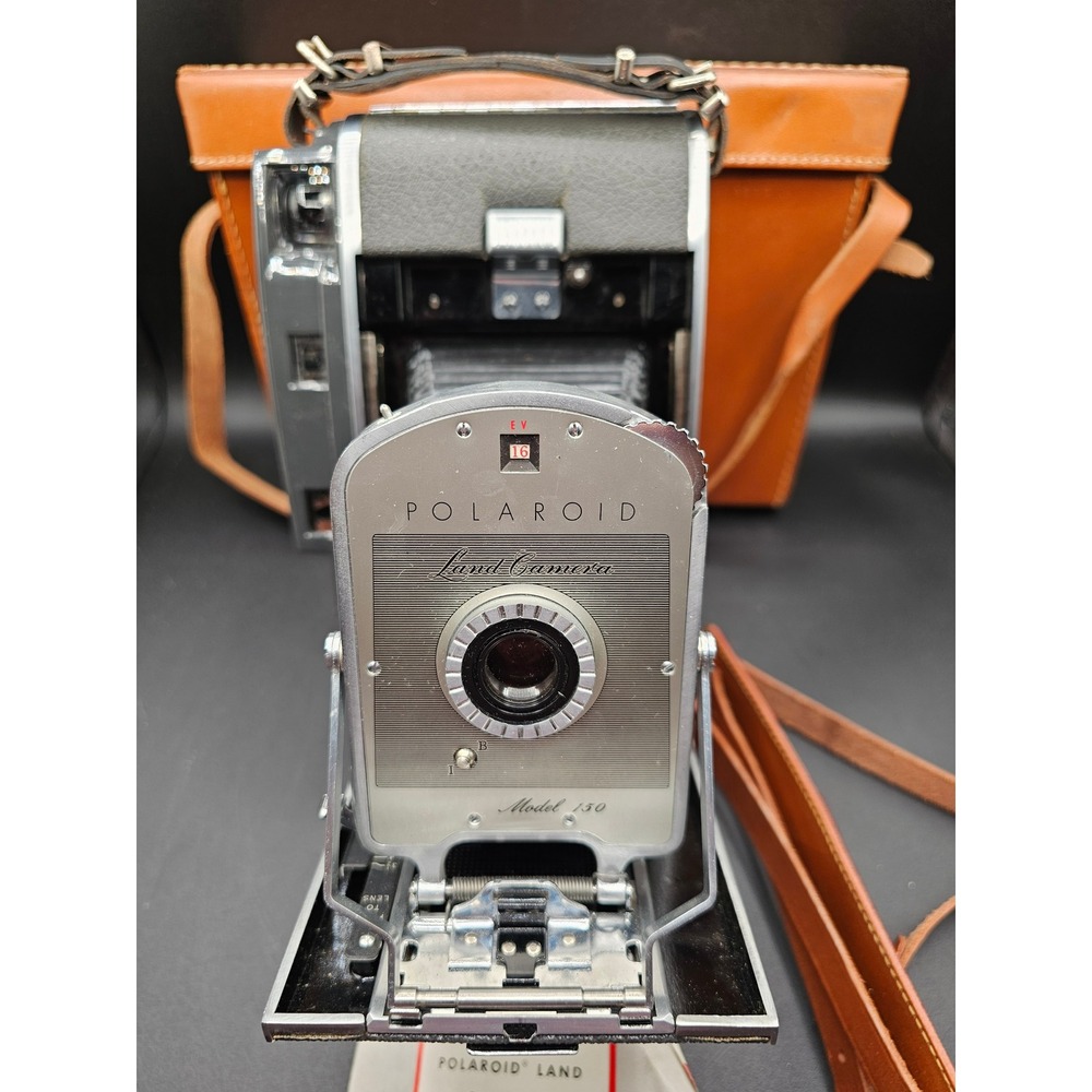 Vintage Polaroid Land Camera Model 150 Folding Bellows Camera with Leather Case